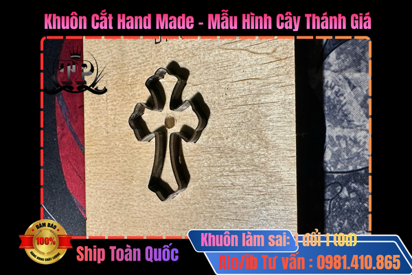 khuôn cắt cây Thánh Giá